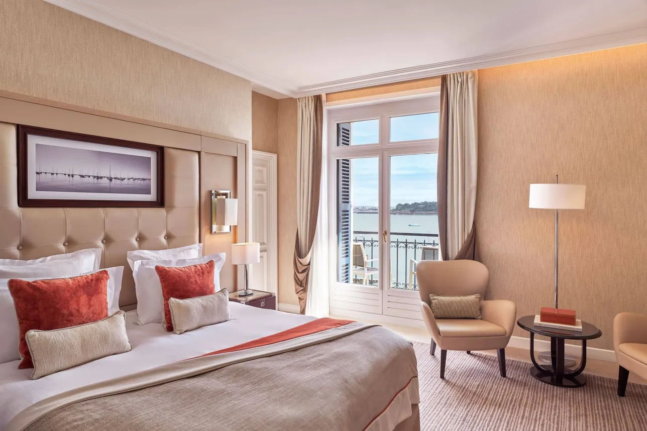 filters_format(webp)_quality(80) (1)